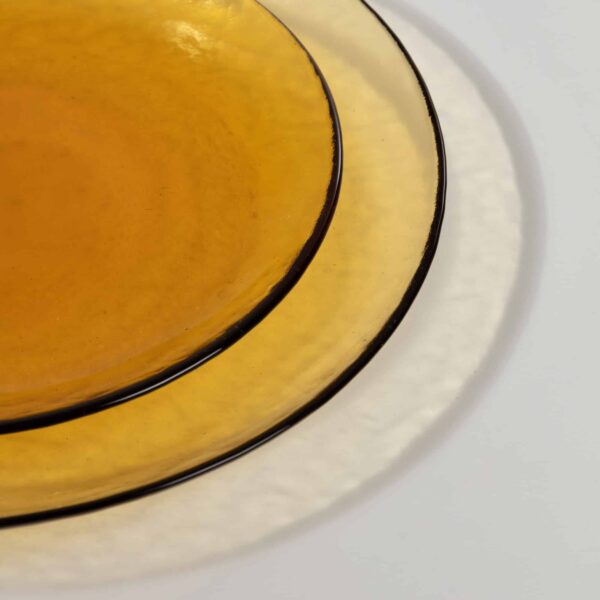 Klaasist taldrik kollane