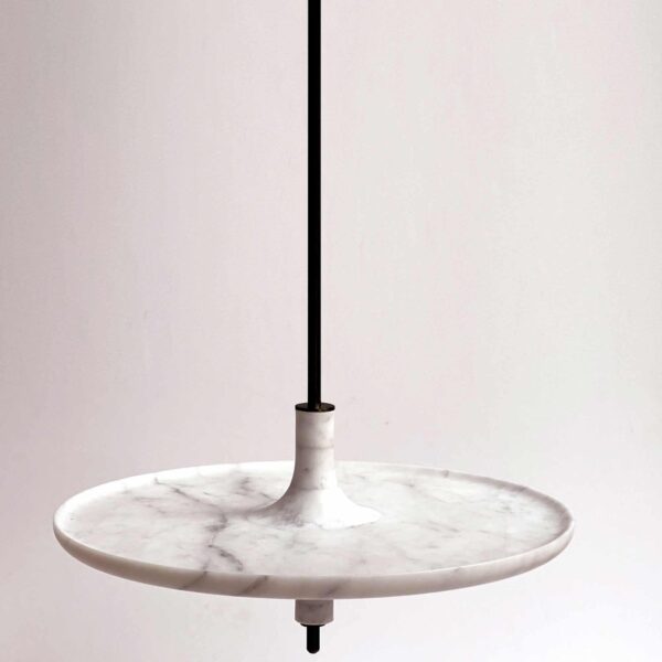 Rippuv laud Toupy marmorist valge 38cm must vars